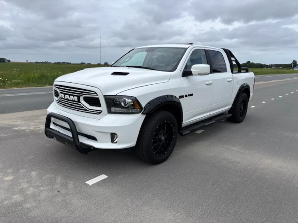 Dodge Dodge ram 1500 sport 4x4 200L Lpg Financiering v/a 350 p/m